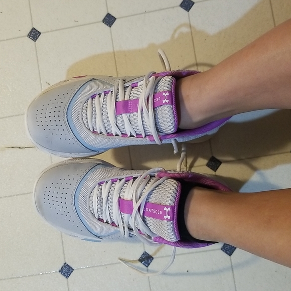 Under armour ICDATSC30 shoes. - Picture 3 of 11